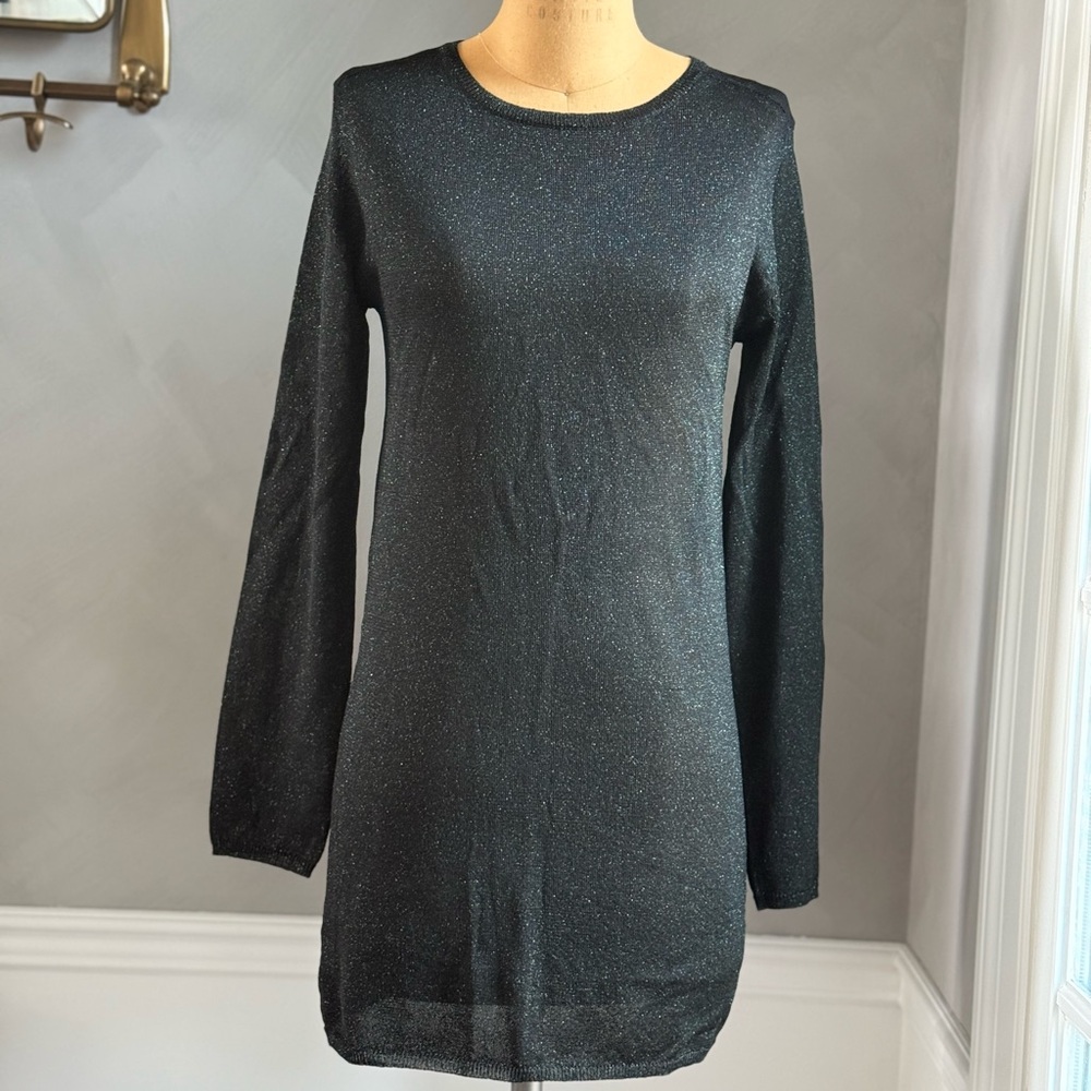 Shimmering Black Long Sleeve Dress